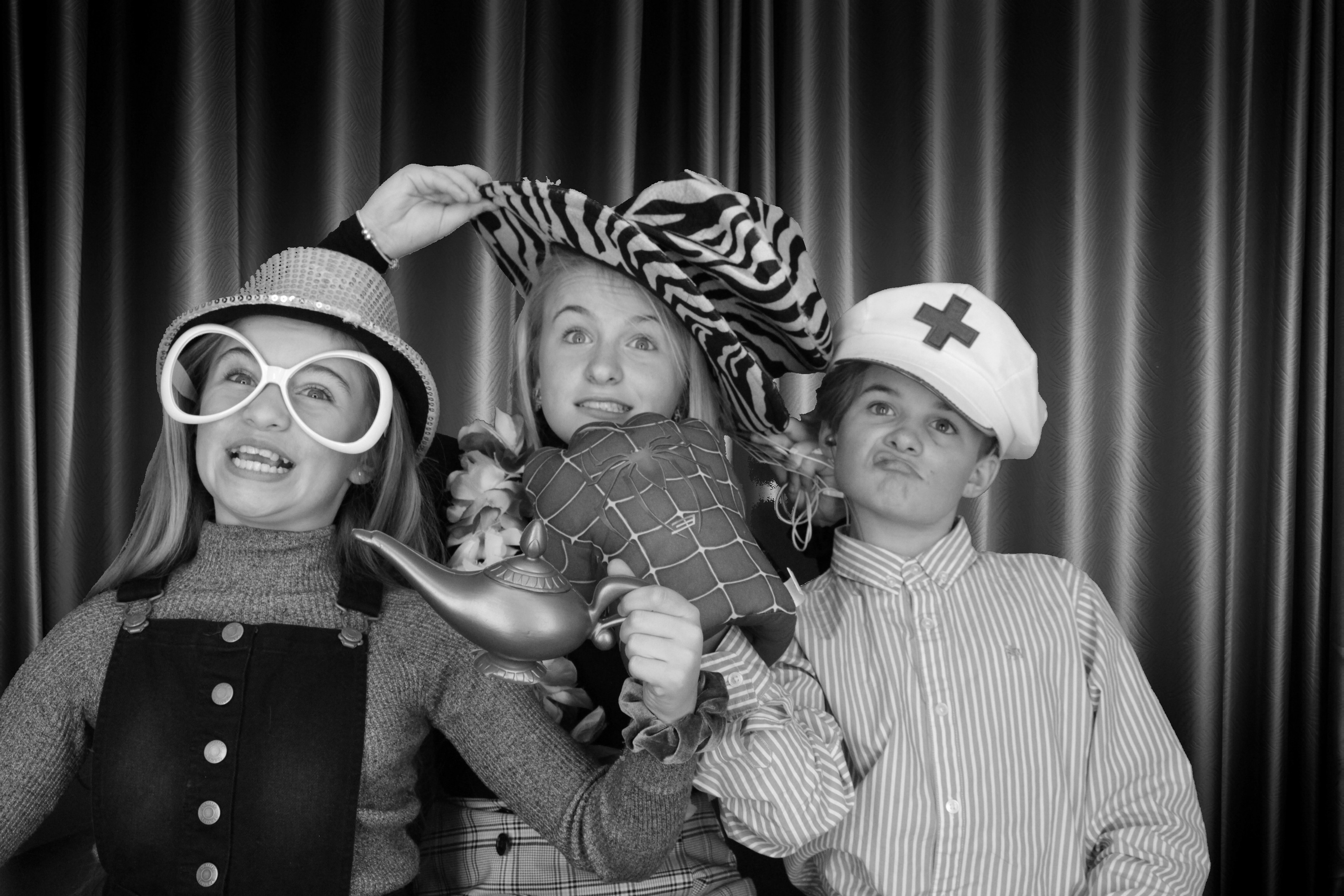 Steve's 65th & Susan 60th Birthday | View more photos from the event at gallery.myphotoboothexperience.co.uk/u/MyPhotoBoothExperienceLtd/Steves-65th-Susan-60th-Birthday